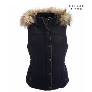 Aeropostale black vest